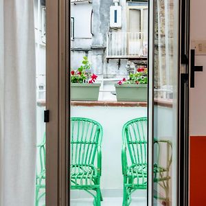 Charming Apartment With Balcony In The Historic Center
